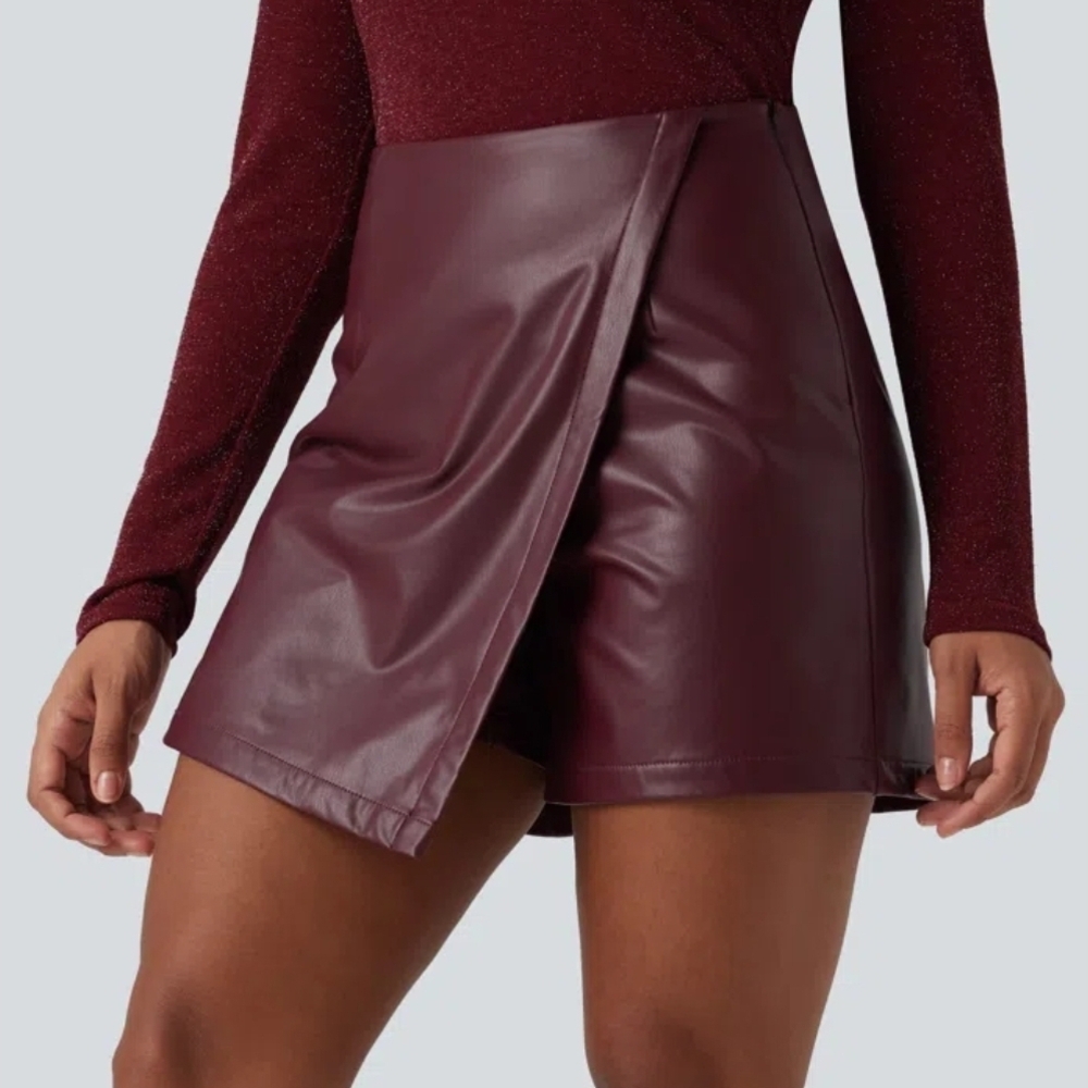 HALARA Burgundy Faux Leather Skort